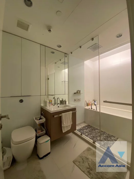 28  2 br Condominium for rent and sale in Ploenchit ,Bangkok MRT Silom - BTS Ratchadamri at 185 Rajadamri AA15867