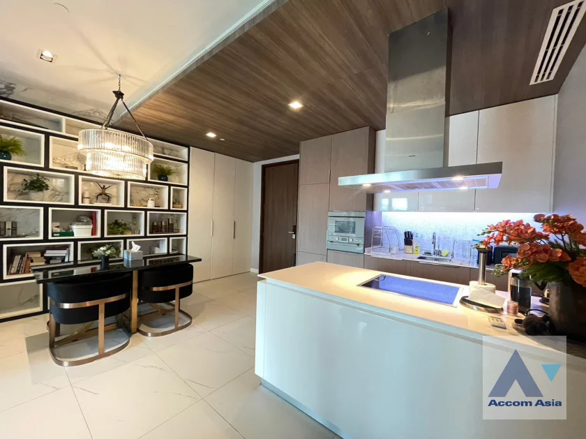 21  2 br Condominium for rent and sale in Ploenchit ,Bangkok MRT Silom - BTS Ratchadamri at 185 Rajadamri AA15867