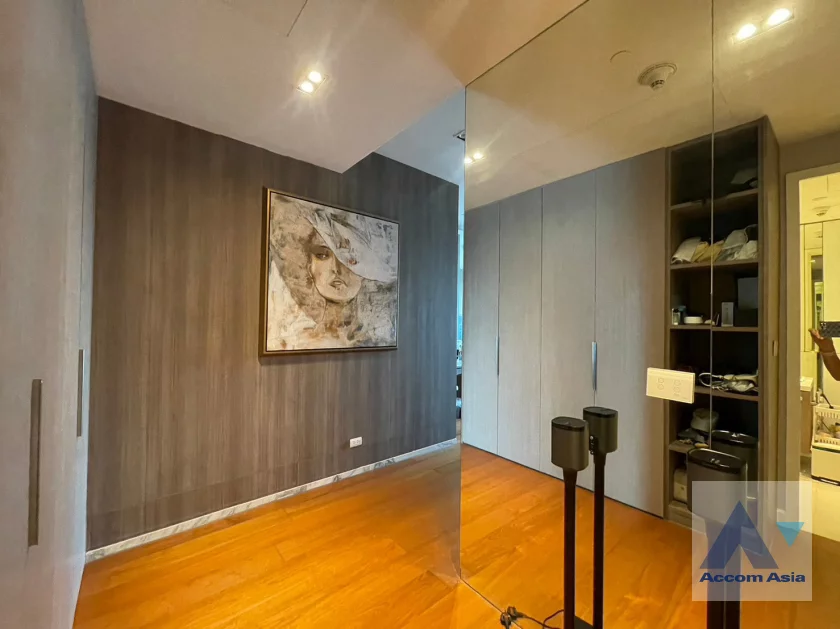 18  2 br Condominium for rent and sale in Ploenchit ,Bangkok MRT Silom - BTS Ratchadamri at 185 Rajadamri AA15867