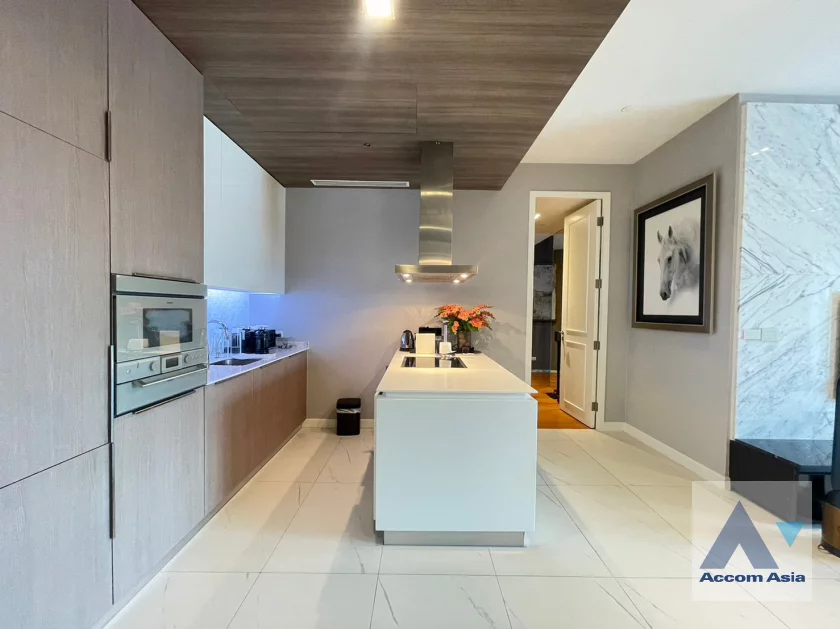 26  2 br Condominium for rent and sale in Ploenchit ,Bangkok MRT Silom - BTS Ratchadamri at 185 Rajadamri AA15867