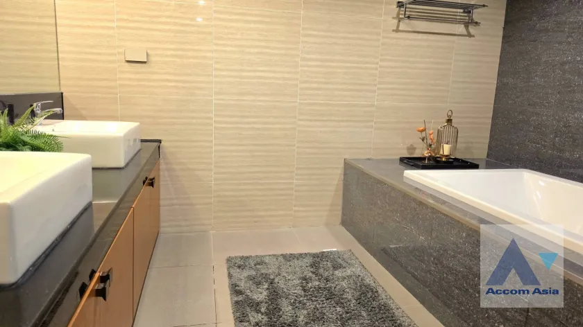 13  3 br Condominium For Rent in Sathorn ,Bangkok BTS Sala Daeng - MRT Lumphini at Sathorn Park Place AA15877