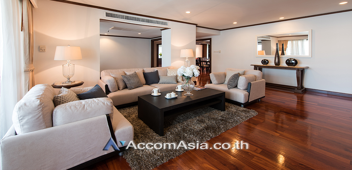  2  3 br Apartment For Rent in Sukhumvit ,Bangkok MRT Sukhumvit - BTS Asok at Warm Family Atmosphere AA15909