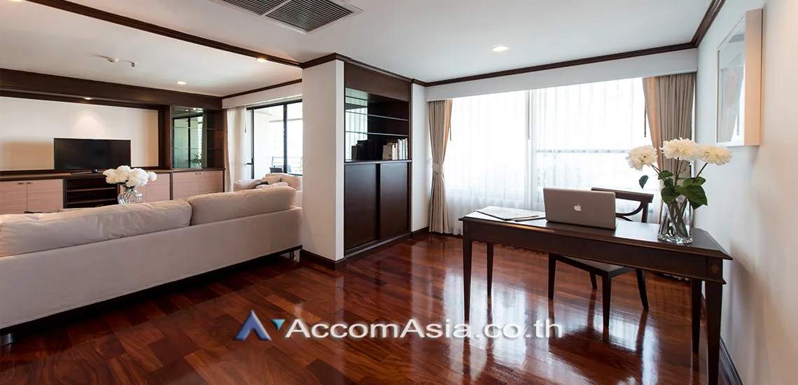 unitBig Balcony, Pet friendly |  3 Bedrooms  Apartment For Rent & Sale in Sukhumvit, Bangkok  near MRT Sukhumvit - BTS Asok (AA15909)