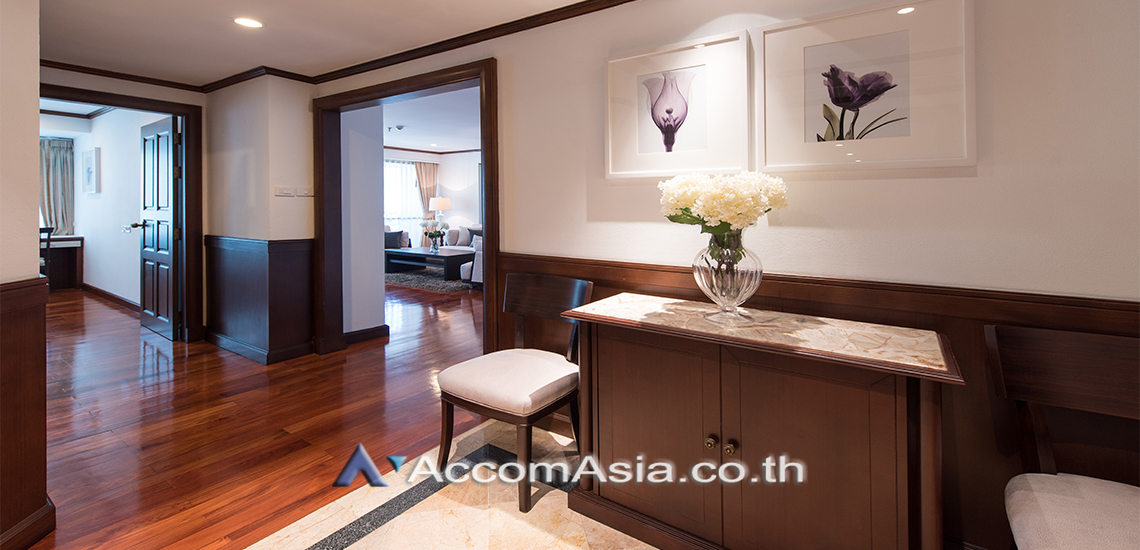 5  3 br Apartment For Rent in Sukhumvit ,Bangkok MRT Sukhumvit - BTS Asok at Warm Family Atmosphere AA15909
