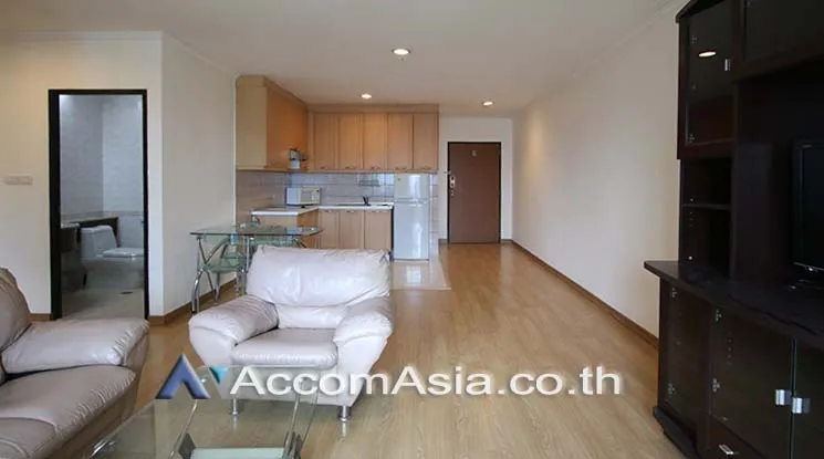 unit 2 Bedrooms  Condominium For Rent in Sathorn, Bangkok  near BTS Sala Daeng - MRT Lumphini (AA15952)