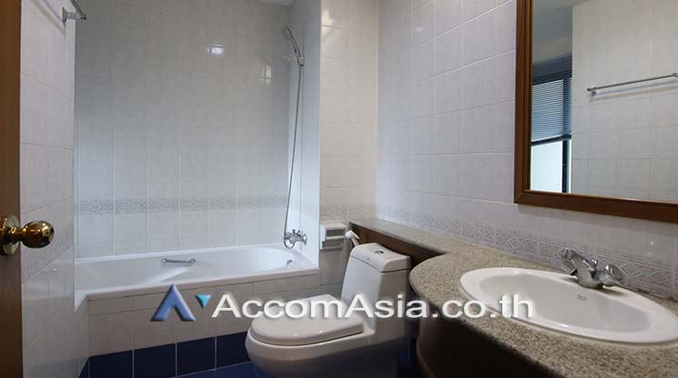 9  2 br Condominium For Rent in Sathorn ,Bangkok BTS Sala Daeng - MRT Lumphini at Sathorn Gardens AA15952