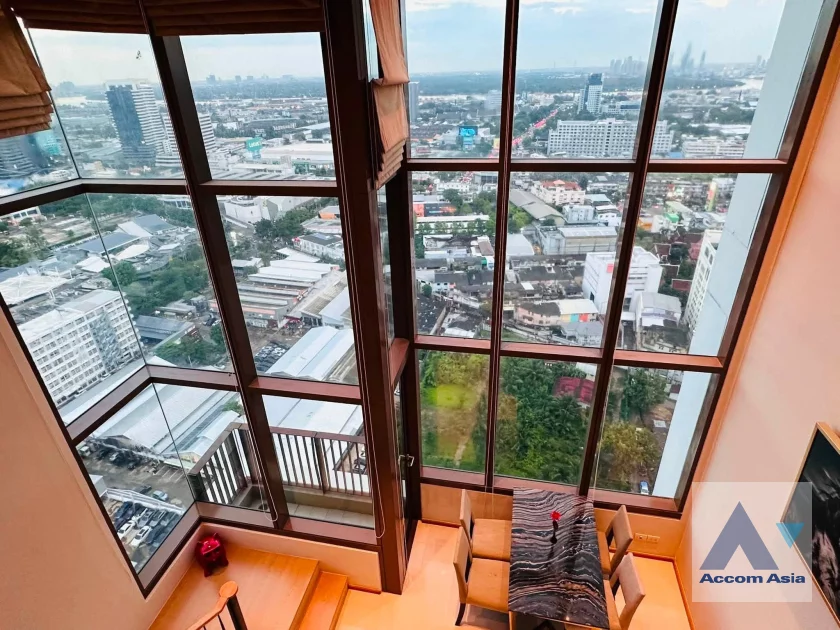 unitFully Furnished, Riverside / River View, Duplex Condo |  1 Bedroom  Condominium For Rent & Sale in Sukhumvit, Bangkok  near BTS Phrom Phong (AA15981)