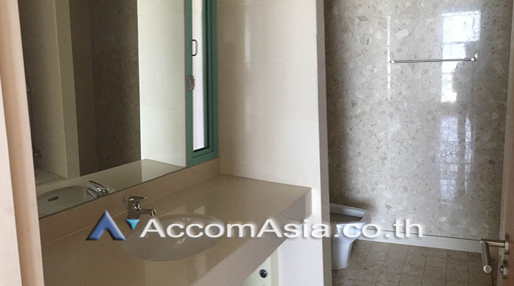 5  2 br Condominium For Sale in Rama 3 ,Bangkok BTS Saphan Taksin at Chatrium Riverside AA15986