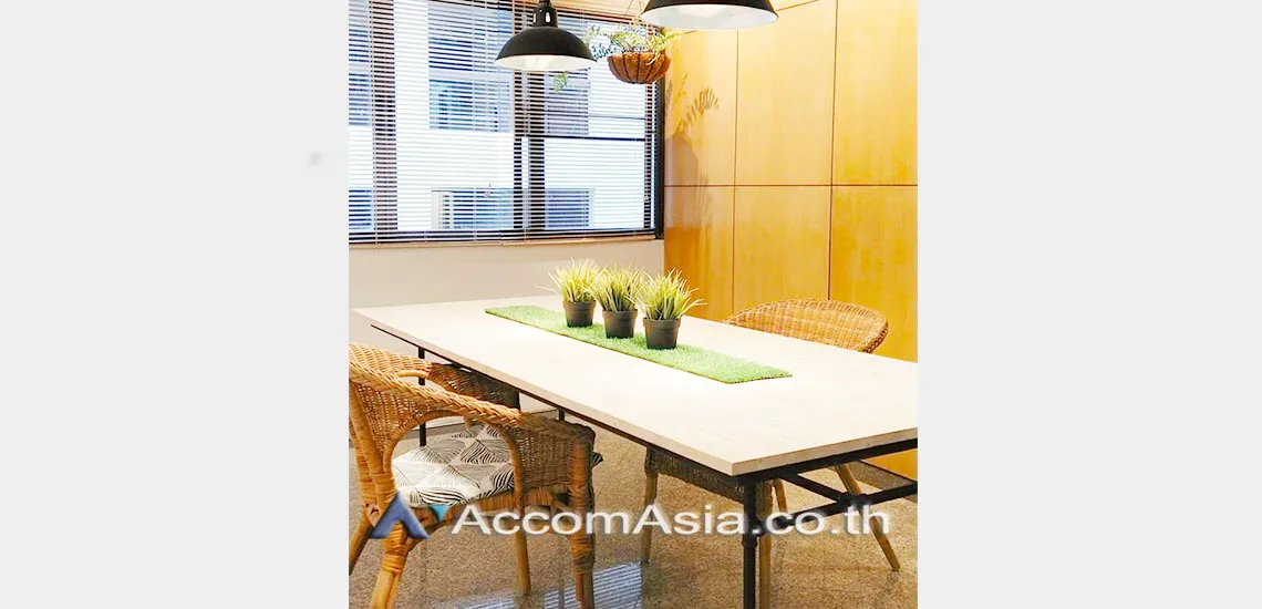 unit 1 Bedroom  Condominium For Rent & Sale in Sukhumvit, Bangkok  near BTS Nana (AA16058)