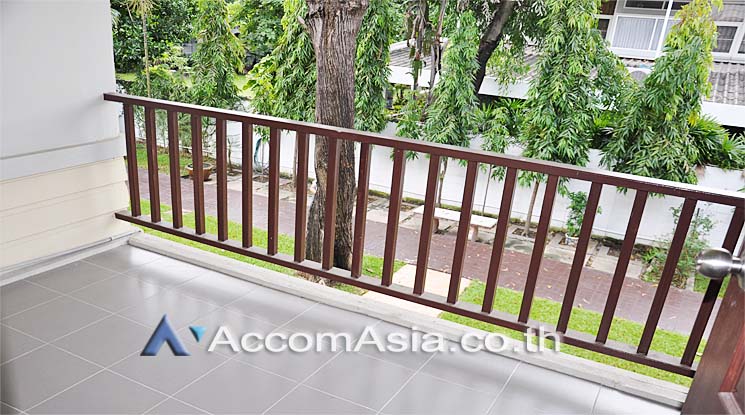 13  2 br House For Rent in Phaholyothin ,Bangkok BTS Ari AA16084