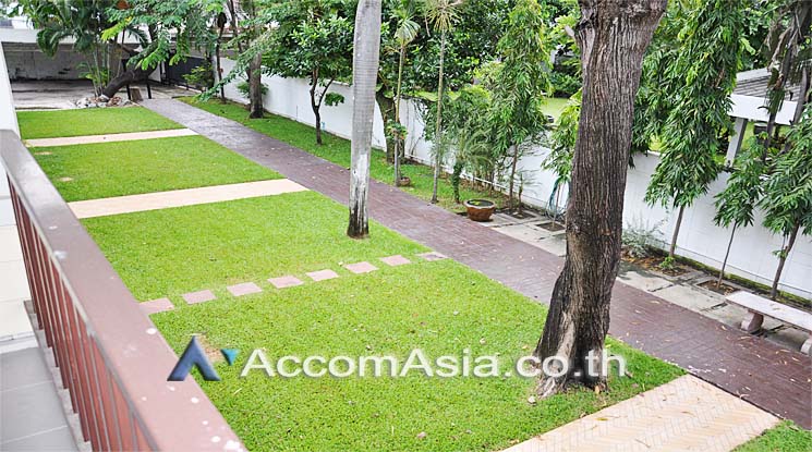 14  2 br House For Rent in Phaholyothin ,Bangkok BTS Ari AA16084