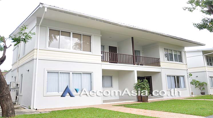 15  2 br House For Rent in Phaholyothin ,Bangkok BTS Ari AA16084