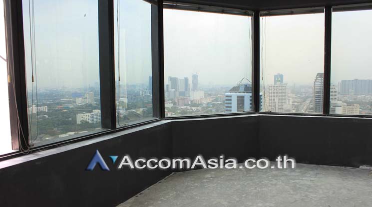  1  Office Space For Sale in Ratchadaphisek ,Bangkok ARL Ramkhamhaeng at Charn Issara Tower 2 AA16126