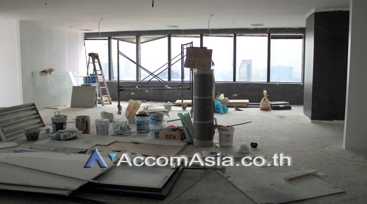 5  Office Space For Sale in Ratchadaphisek ,Bangkok ARL Ramkhamhaeng at Charn Issara Tower 2 AA16126