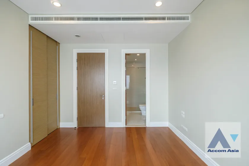 18  3 br Condominium For Rent in Sukhumvit ,Bangkok BTS Phrom Phong at Bright Sukhumvit 24 AA16130