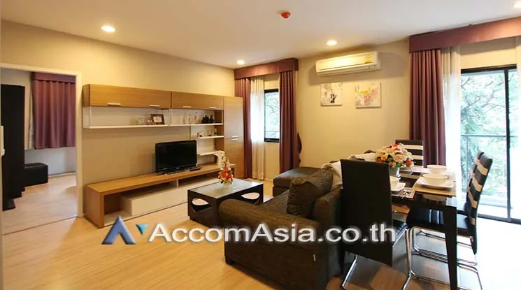 Renova Residence Condominium  2 Bedroom for Rent BTS Ploenchit in Ploenchit Bangkok