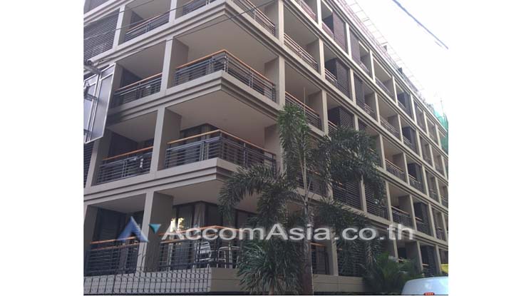  2  3 br Apartment For Rent in Sukhumvit ,Bangkok MRT Sukhumvit - BTS Asok at A sleek style residence with homely feel AA16195