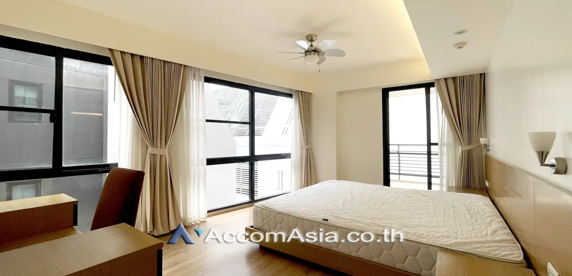 8  2 br Apartment For Rent in Sukhumvit ,Bangkok MRT Sukhumvit - BTS Asok at A sleek style residence with homely feel AA16196