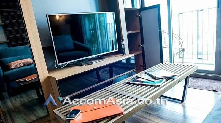 unit 2 Bedrooms  Condominium For Rent in Sukhumvit, Bangkok  near BTS Ekkamai (AA16210)