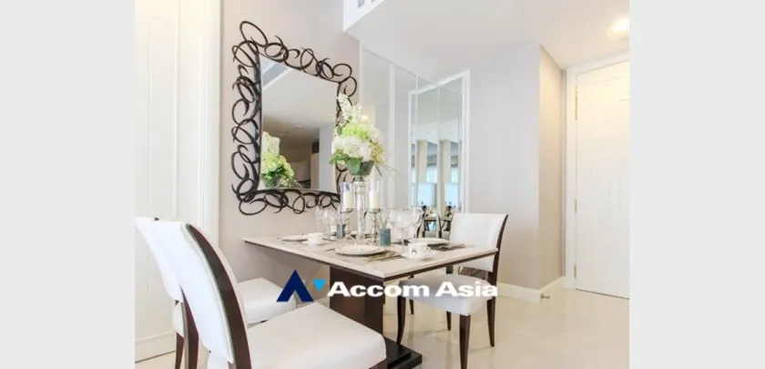 unit 2 Bedrooms  Condominium For Rent & Sale in Ploenchit, Bangkok  near BTS Chitlom (AA16220)