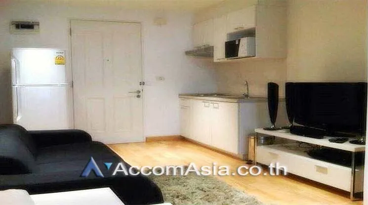 The Clover Condominium  1 Bedroom for Sale & Rent BTS Thong Lo in Sukhumvit Bangkok