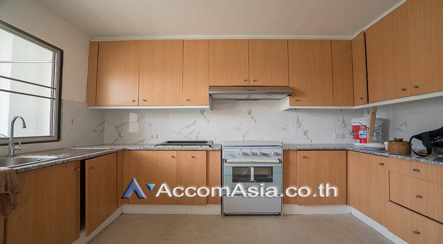  1  3 br Condominium For Rent in Sukhumvit ,Bangkok BTS Phrom Phong at Regent On The Park 1 AA16321