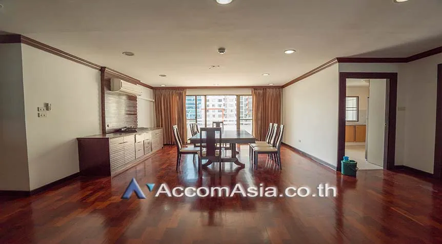 unitBig Balcony, Pet friendly |  3 Bedrooms  Condominium For Rent in Sukhumvit, Bangkok  near BTS Phrom Phong (AA16321)