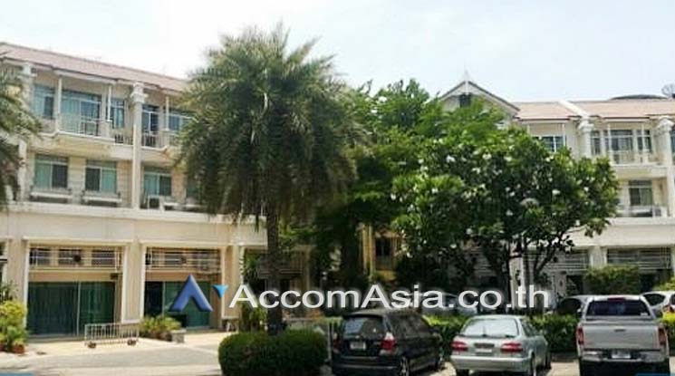  1  Shophouse For Sale in Rama 3 ,Bangkok BTS Saphan Taksin AA16417