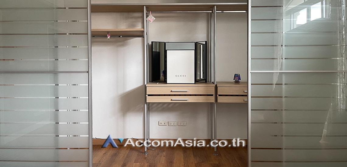 10  3 br Townhouse for rent and sale in Sathorn ,Bangkok BRT Wat Dan - BRT Wat Priwat at Baan Klang Krung Grande Vienna Rama 3 AA16438