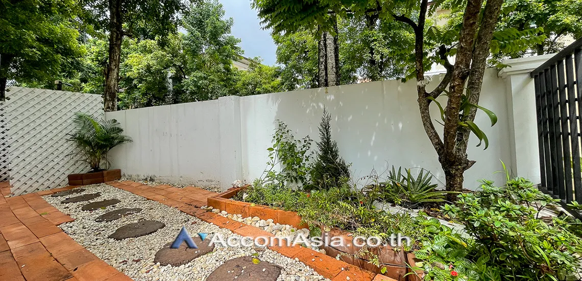 15  3 br Townhouse for rent and sale in Sathorn ,Bangkok BRT Wat Dan - BRT Wat Priwat at Baan Klang Krung Grande Vienna Rama 3 AA16438