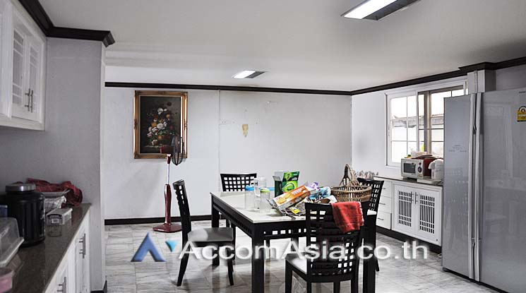 11  7 br House for rent and sale in Phaholyothin ,Bangkok MRT Bang Sue AA16510