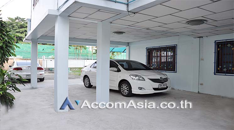 4  7 br House for rent and sale in Phaholyothin ,Bangkok MRT Bang Sue AA16510