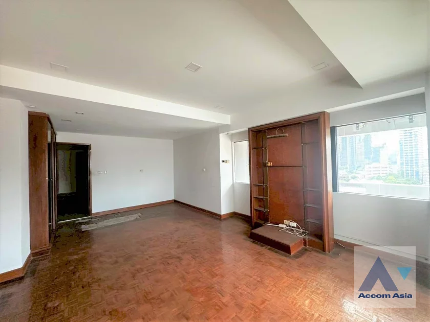 4  2 br Condominium For Sale in Sukhumvit ,Bangkok MRT Sukhumvit - BTS Asok at Ruamjai Heights AA16579