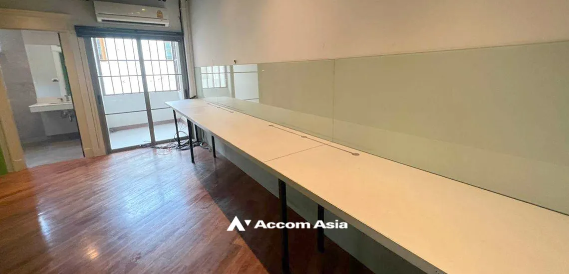 10  House For Rent in Sukhumvit ,Bangkok BTS Thong Lo AA16647