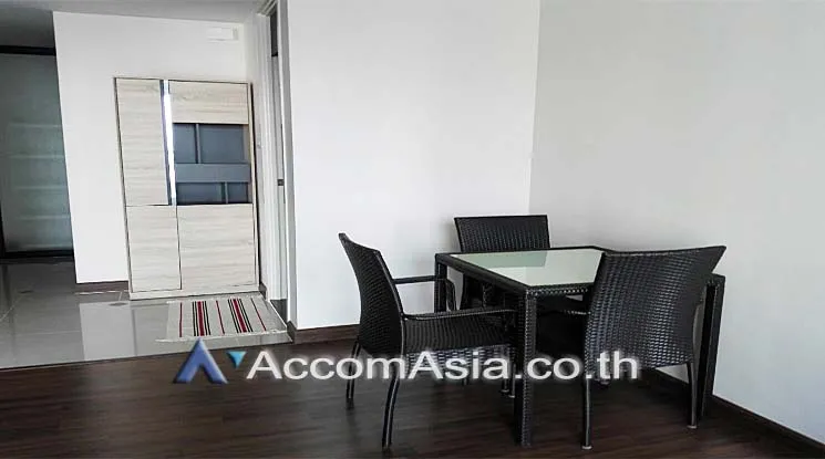 unit 2 Bedrooms  Condominium For Rent in Sathorn, Bangkok  near BTS Chong Nonsi - MRT Lumphini (AA16721)