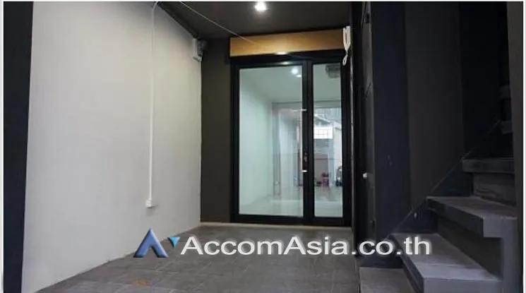 unit Shophouse For Rent & Sale in Sukhumvit, Bangkok  near BTS Phrom Phong (AA16811)