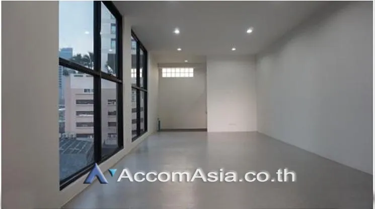 unit Shophouse For Rent & Sale in Sukhumvit, Bangkok  near BTS Phrom Phong (AA16811)