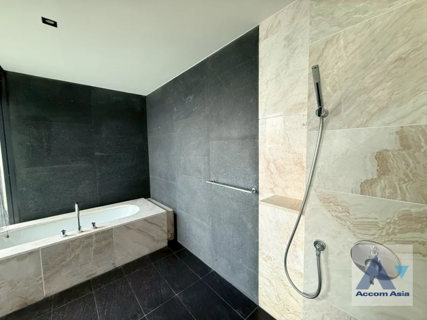 28  4 br Condominium For Rent in Sathorn ,Bangkok BTS Chong Nonsi - MRT Lumphini at The Met Sathorn AA16820