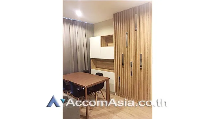 unit 2 Bedrooms  Condominium For Rent in Phaholyothin, Bangkok  near BTS Ratchathewi (AA16825)