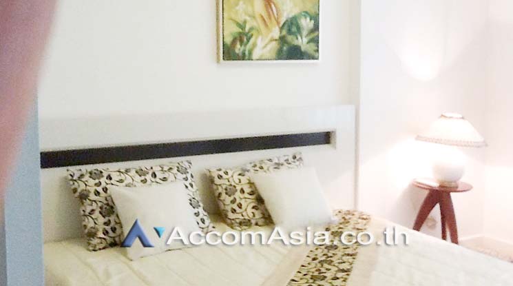 5  1 br Condominium For Sale in Charoen Nakhon ,Bangkok BTS Krung Thon Buri at Baan Sathorn Chaophraya AA16838