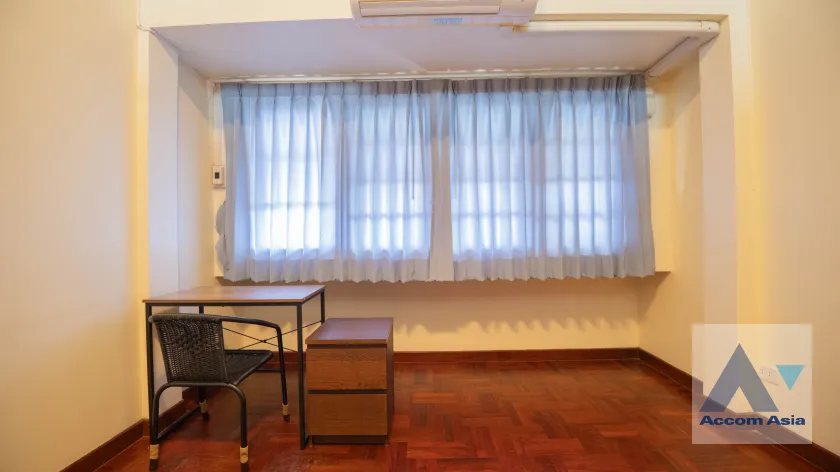 16  5 br House For Rent in Sukhumvit ,Bangkok BTS Ekkamai at Ekkamai Villas AA16887