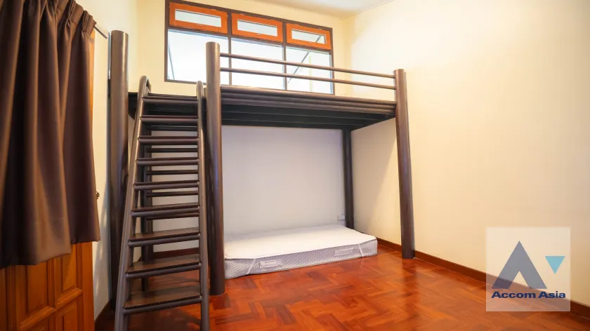 17  5 br House For Rent in Sukhumvit ,Bangkok BTS Ekkamai at Ekkamai Villas AA16887