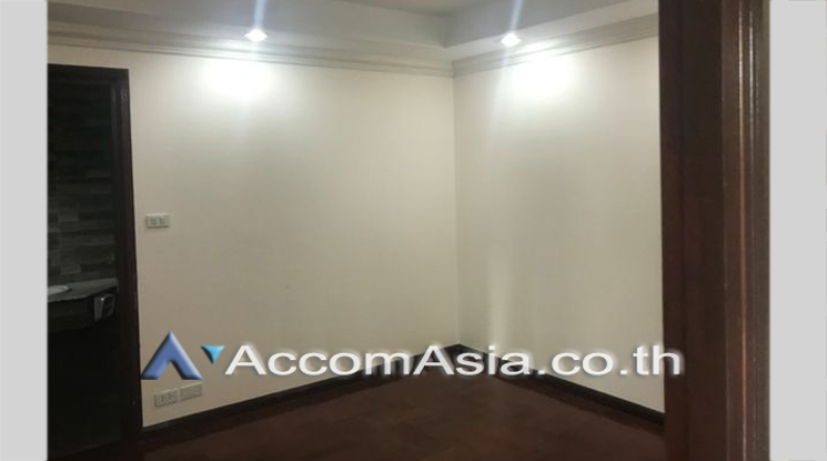 Home Office house for rent in Phaholyothin, Bangkok Code AA16909