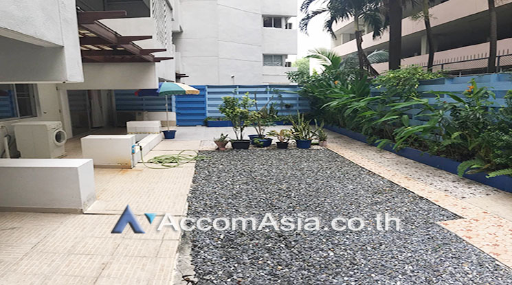  1  2 br Apartment For Rent in Sathorn ,Bangkok MRT Lumphini at Cozy and Convenient Apartment Near Garden Intl AA16932
