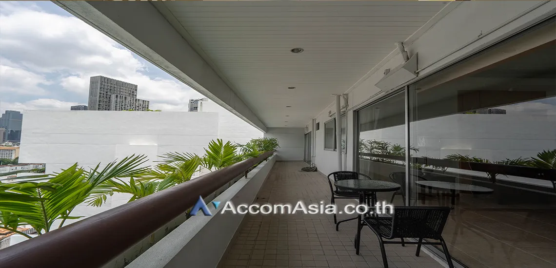4  3 br Apartment For Rent in Sathorn ,Bangkok MRT Lumphini at Cozy and Convenient Apartment Near Garden Intl AA16933