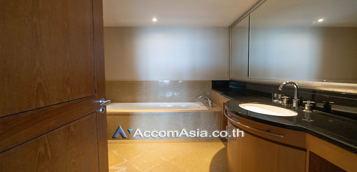 10  1 br Condominium For Rent in Sathorn ,Bangkok BTS Chong Nonsi at Sky Villas Sathorn AA16953