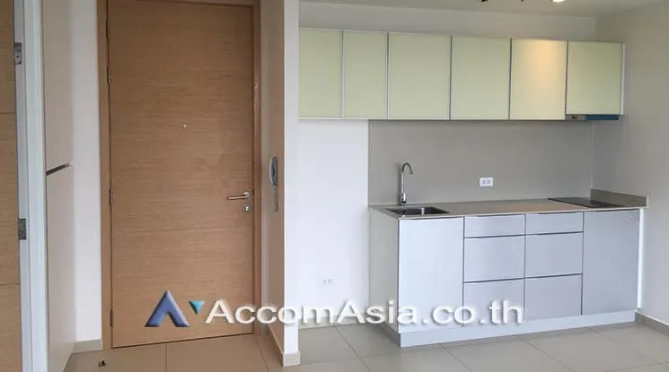 unit 1 Bedroom  Condominium For Sale in Sukhumvit, Bangkok  near BTS Ekkamai (AA17004)