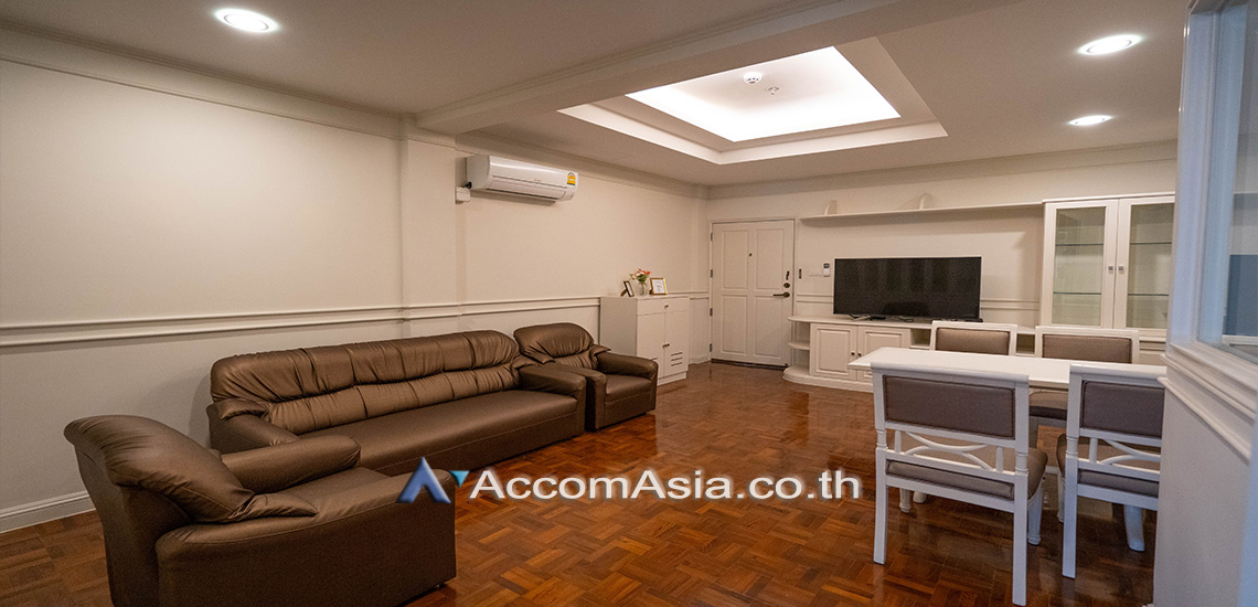  1  2 br Apartment For Rent in Sukhumvit ,Bangkok BTS Phrom Phong at Low-rise apartment, Walk 400m to BTS AA17022