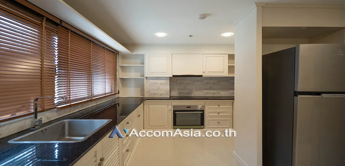 unitBig Balcony |  2 Bedrooms  Apartment For Rent in Sukhumvit, Bangkok  near BTS Phrom Phong (AA17025)