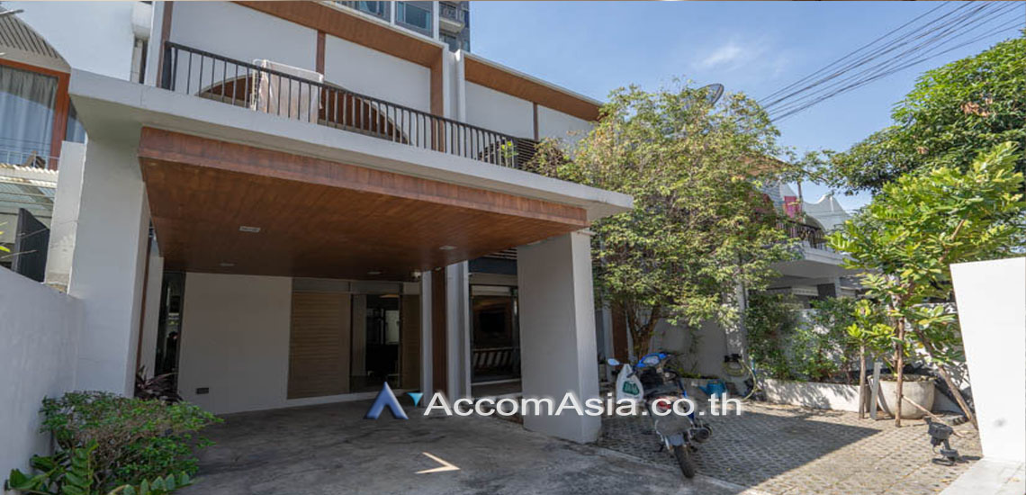 unitHome Office |  3 Bedrooms  Townhouse For Rent & Sale in Sukhumvit, Bangkok  near BTS Ekkamai (AA17062)